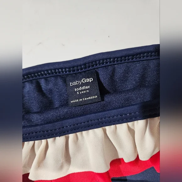 Size 5 Gap Ruffle Bikini - Picture 3 of 3